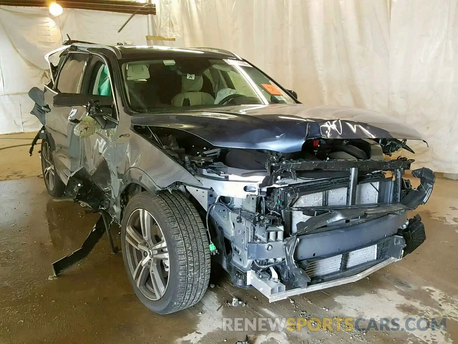 1 Photograph of a damaged car LYV102RK4KB284971 VOLVO XC60 T5 2019