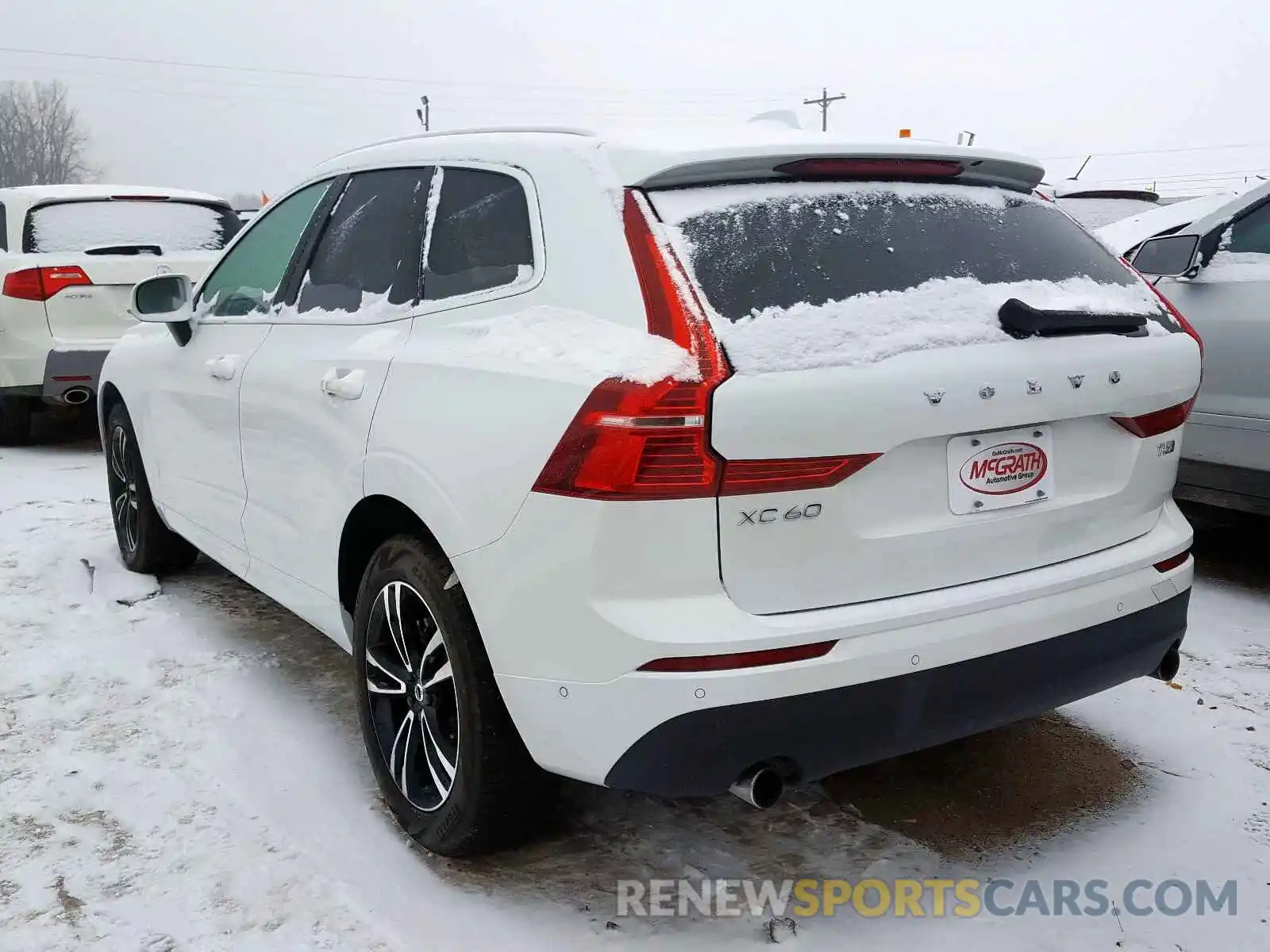 3 Фотография поврежденного автомобиля LYV102RK9KB196059 VOLVO XC60 T5 2019