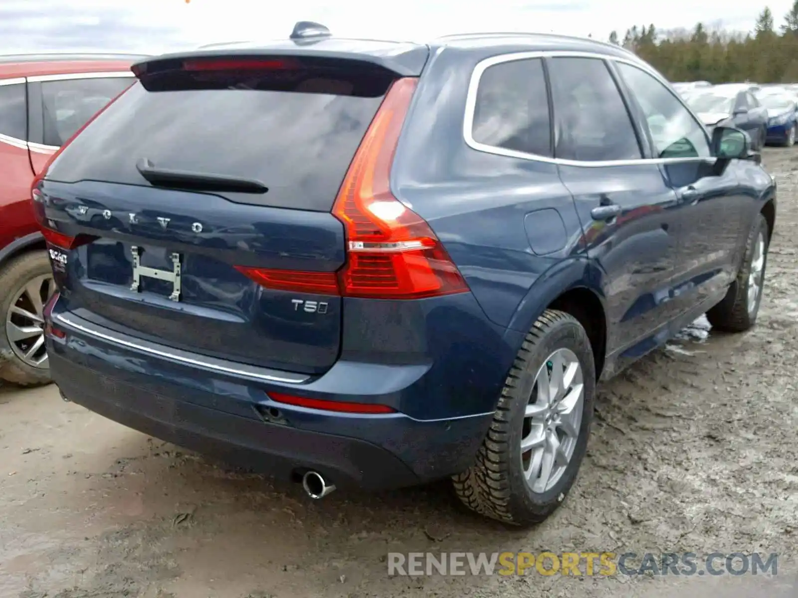 4 Photograph of a damaged car YV4102RK7K1186375 VOLVO XC60 T5 2019