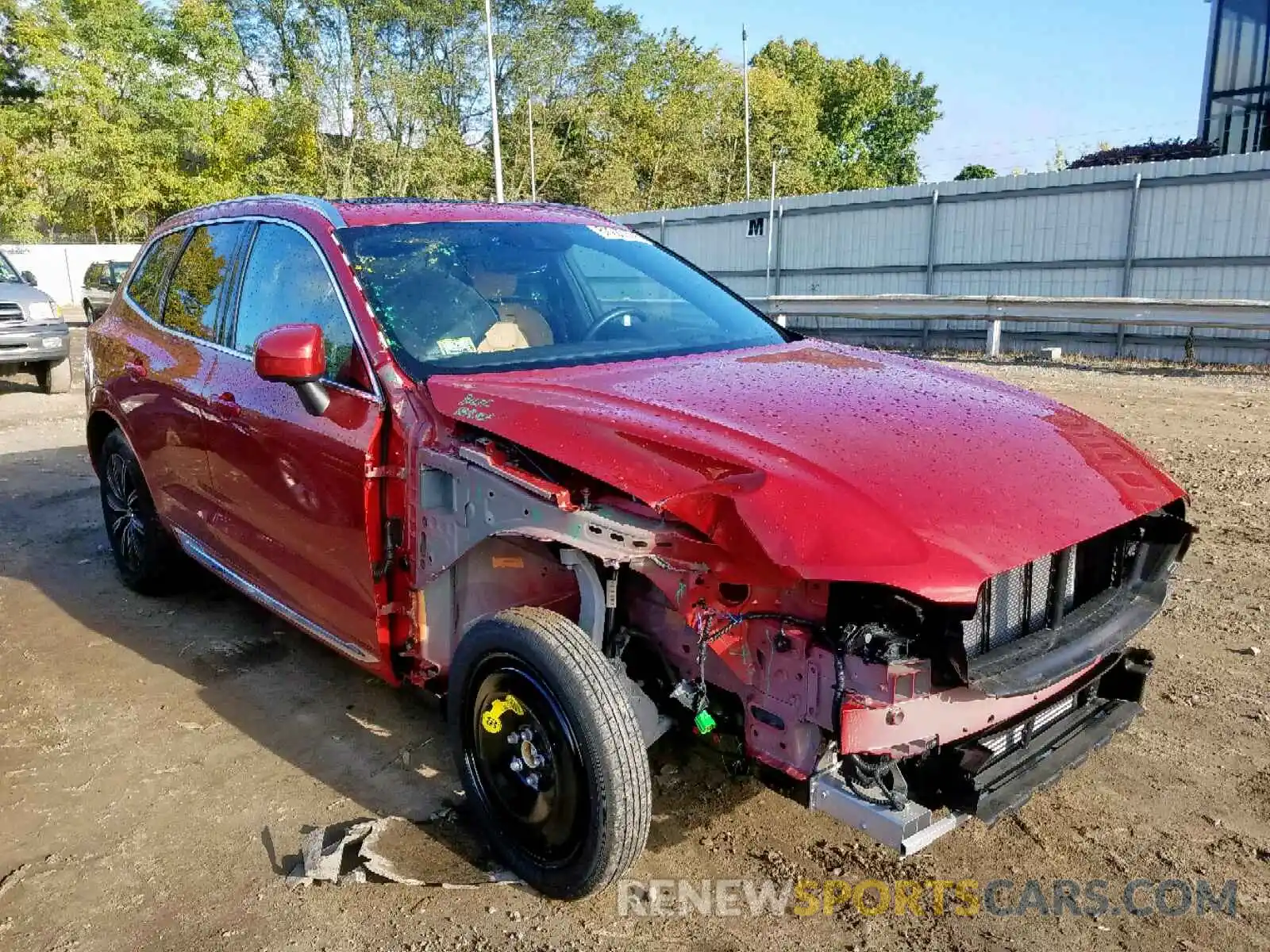 1 Photograph of a damaged car LYV102RL0KB176257 VOLVO XC60 T5 IN 2019