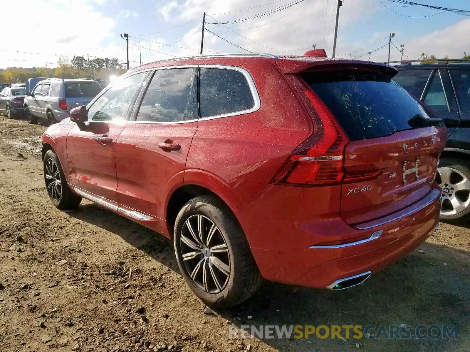 3 Фотография поврежденного автомобиля LYV102RL0KB176257 VOLVO XC60 T5 IN 2019