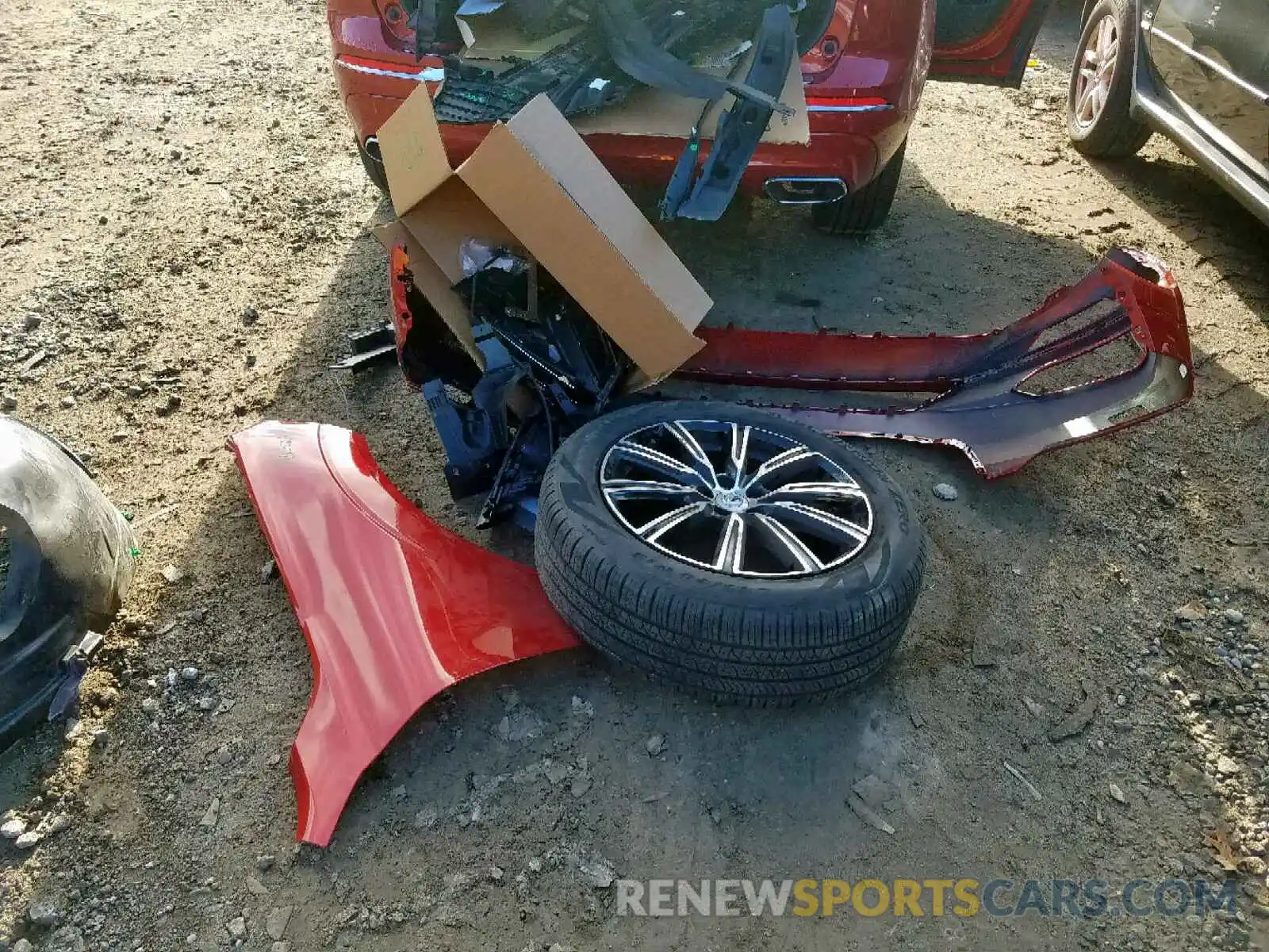 9 Фотография поврежденного автомобиля LYV102RL0KB176257 VOLVO XC60 T5 IN 2019