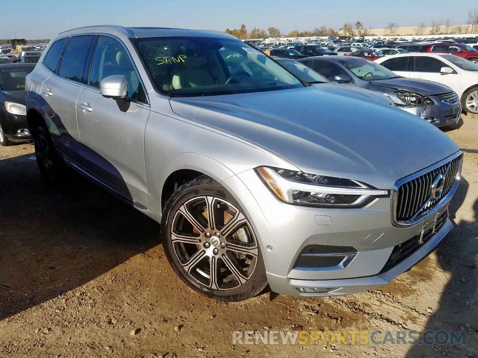 1 Photograph of a damaged car LYV102RL1KB178504 VOLVO XC60 T5 IN 2019