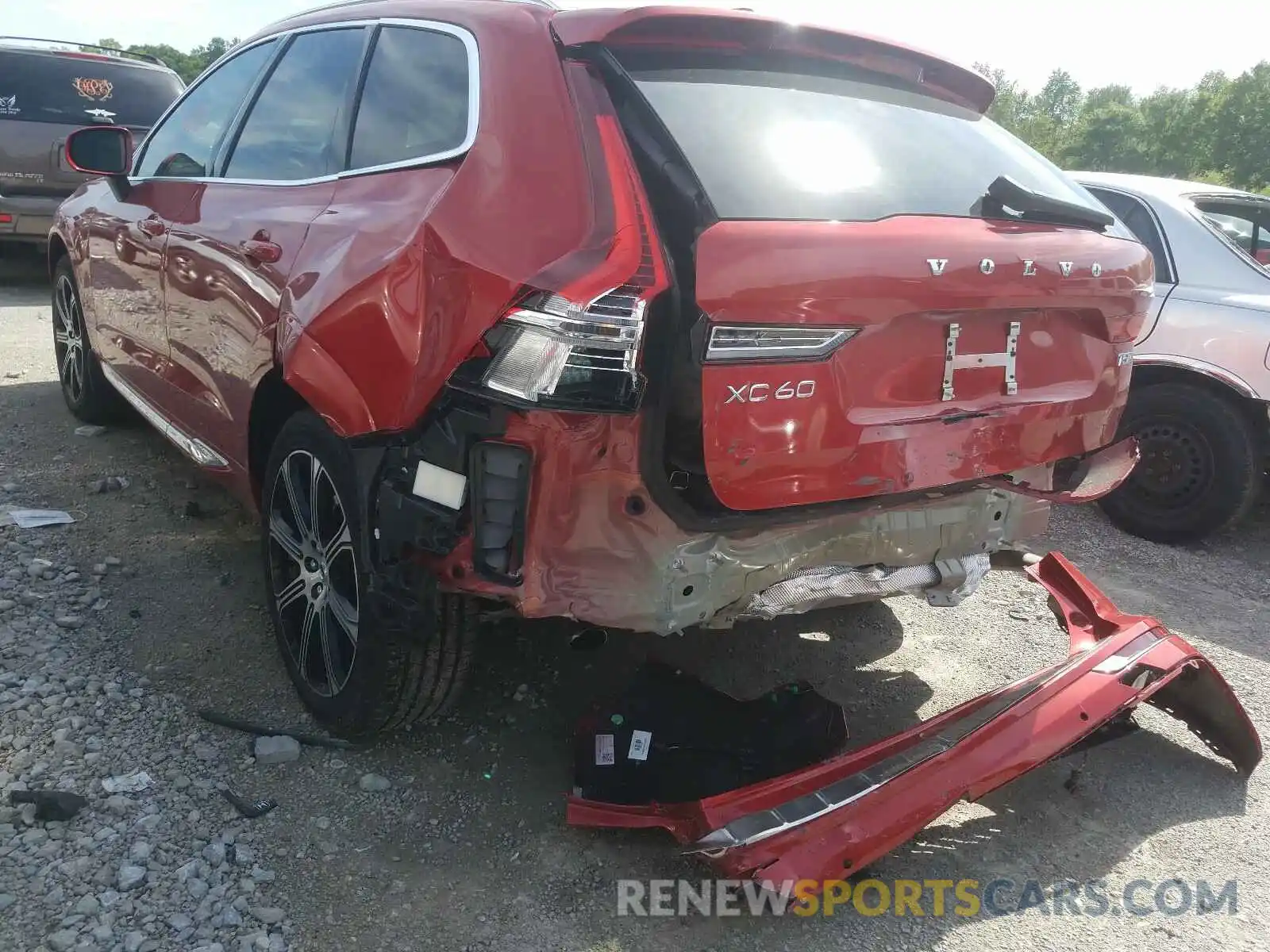3 Photograph of a damaged car LYV102RL1KB292308 VOLVO XC60 T5 IN 2019