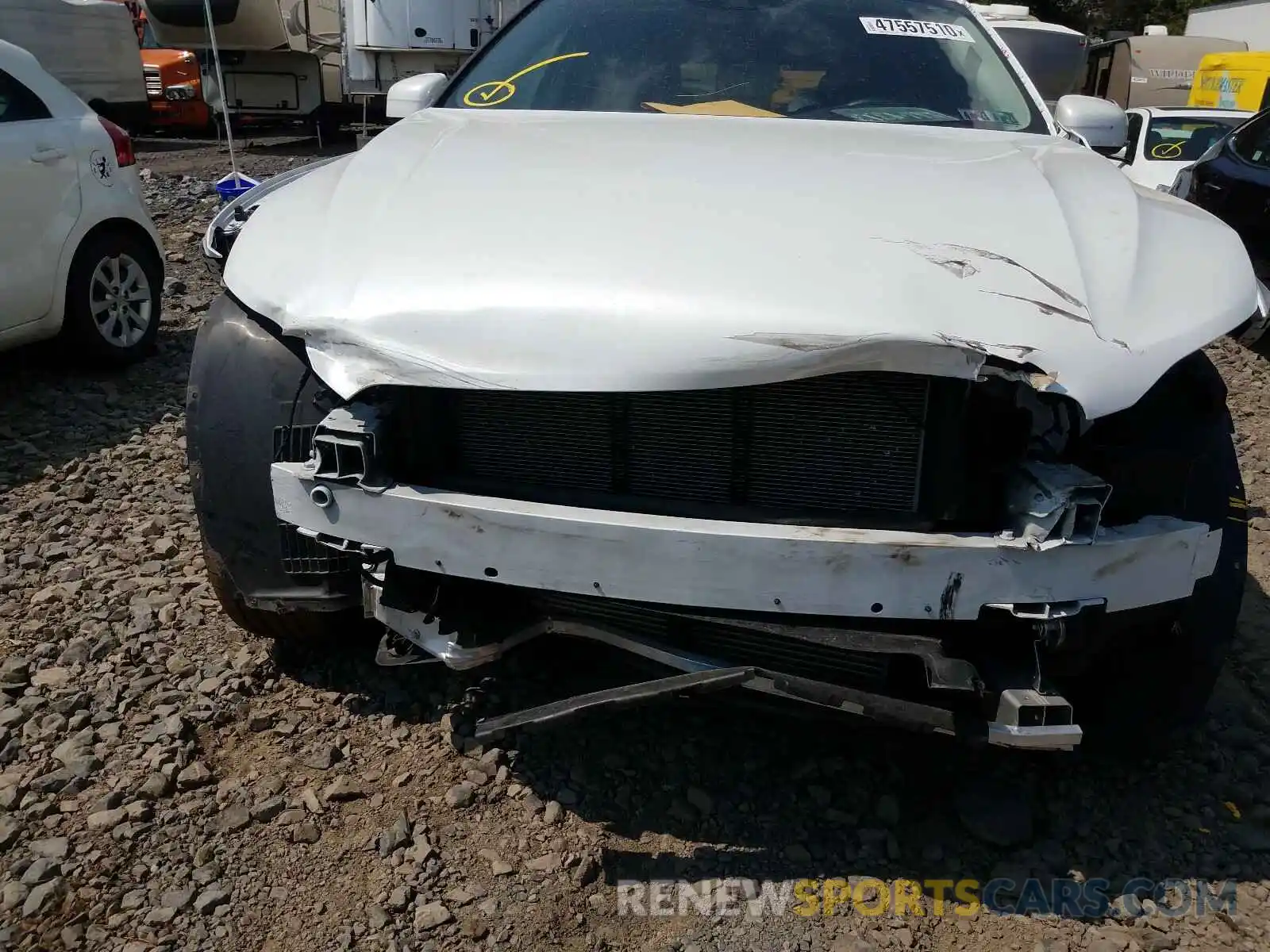 9 Photograph of a damaged car LYV102RL2KB187275 VOLVO XC60 T5 IN 2019