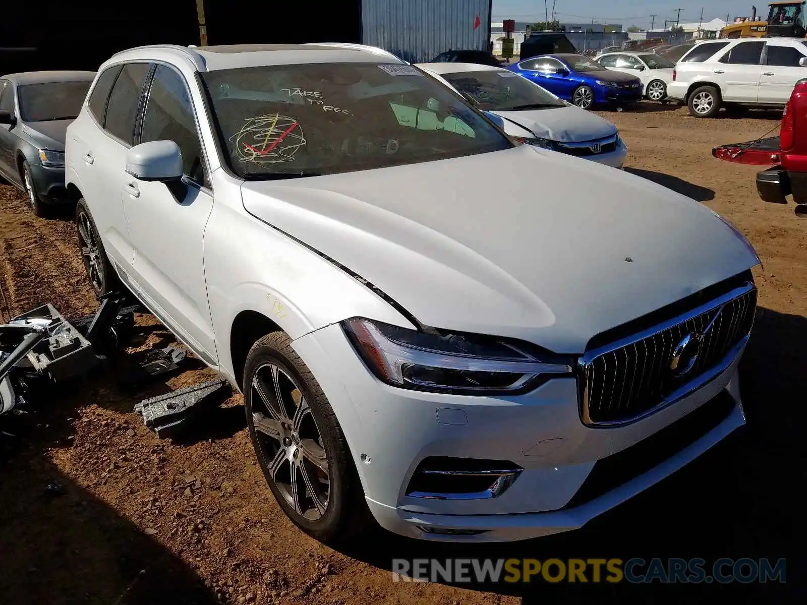1 Photograph of a damaged car LYV102RL2KB283455 VOLVO XC60 T5 IN 2019