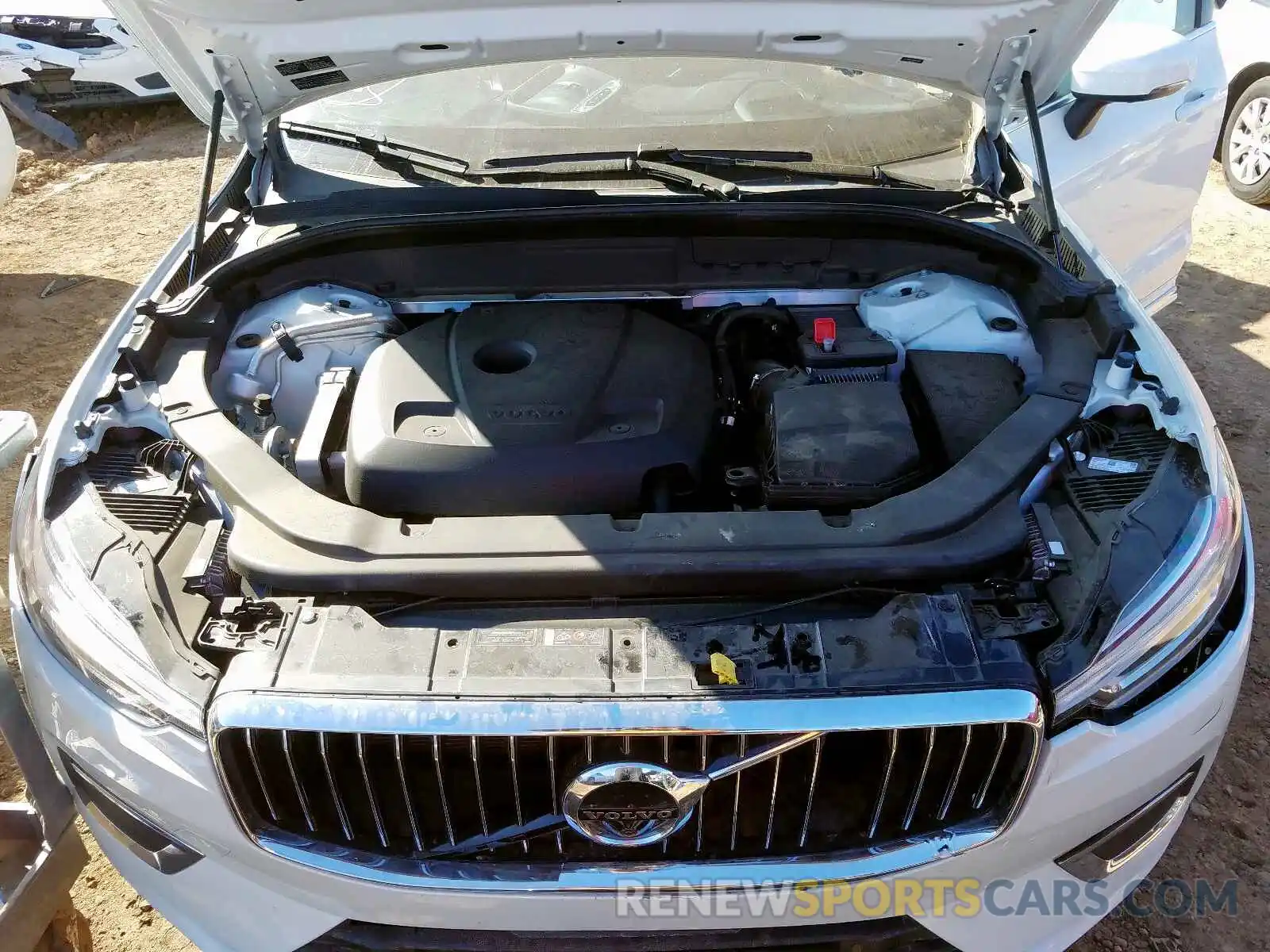 7 Photograph of a damaged car LYV102RL2KB283455 VOLVO XC60 T5 IN 2019