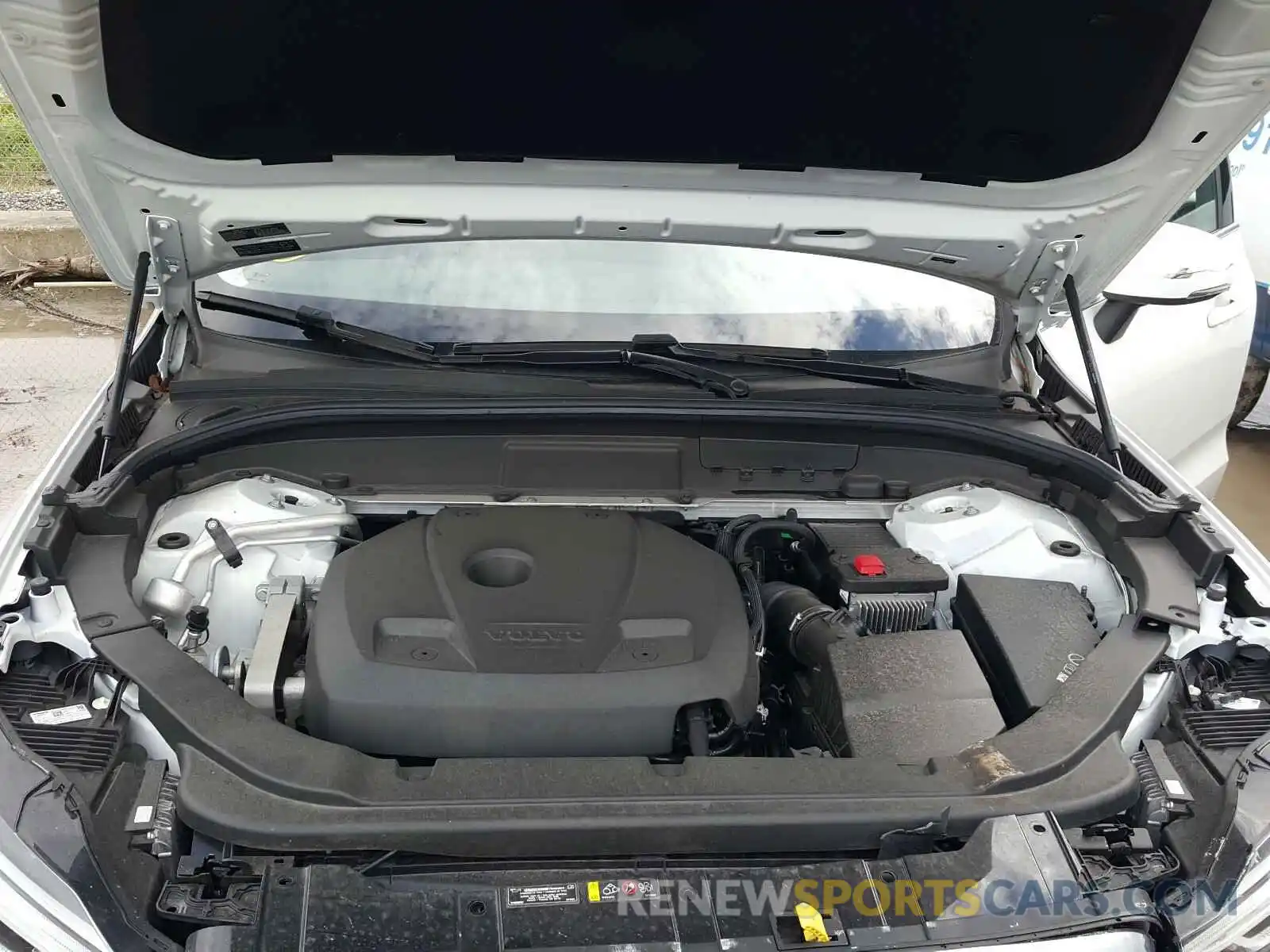 7 Photograph of a damaged car LYV102RL7KB284150 VOLVO XC60 T5 IN 2019