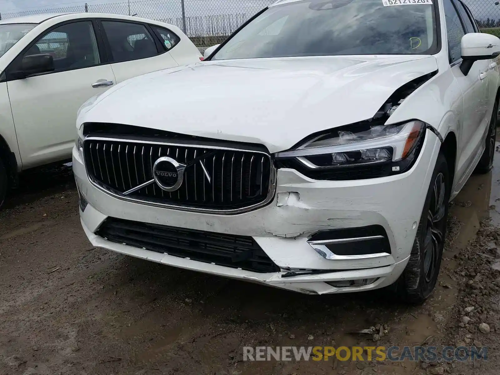 9 Photograph of a damaged car LYV102RL7KB284150 VOLVO XC60 T5 IN 2019