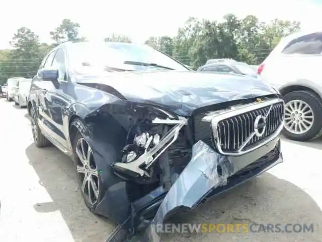 1 Photograph of a damaged car YV4102DL1L1507764 VOLVO XC60 T5 IN 2020