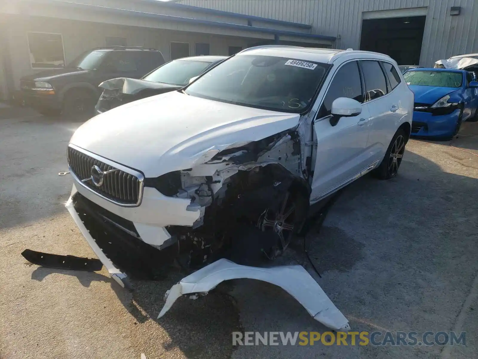 2 Photograph of a damaged car YV4102DL3L1491194 VOLVO XC60 T5 IN 2020