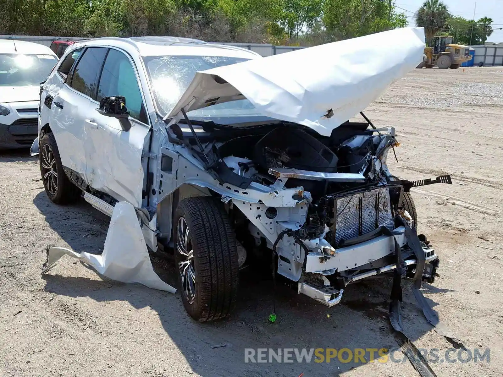 1 Фотография поврежденного автомобиля YV4102DL8L1470356 VOLVO XC60 T5 IN 2020
