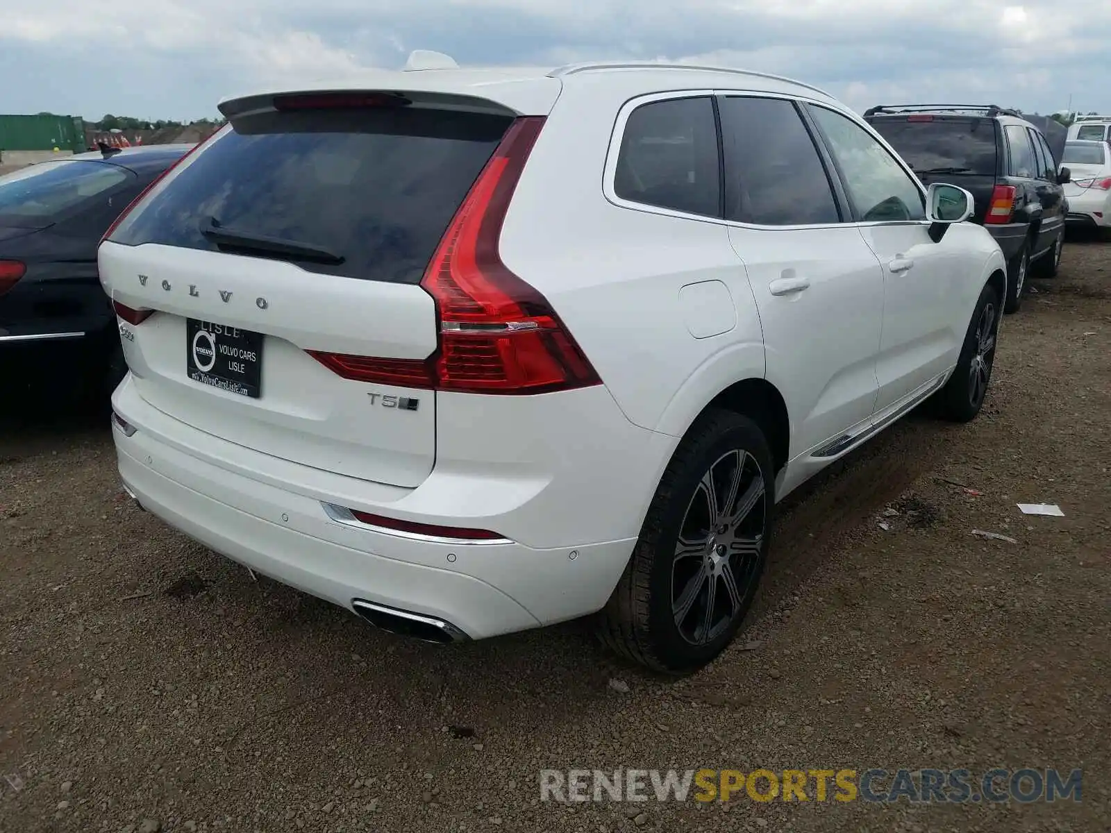 4 Photograph of a damaged car YV4102RL3L1464179 VOLVO XC60 T5 IN 2020