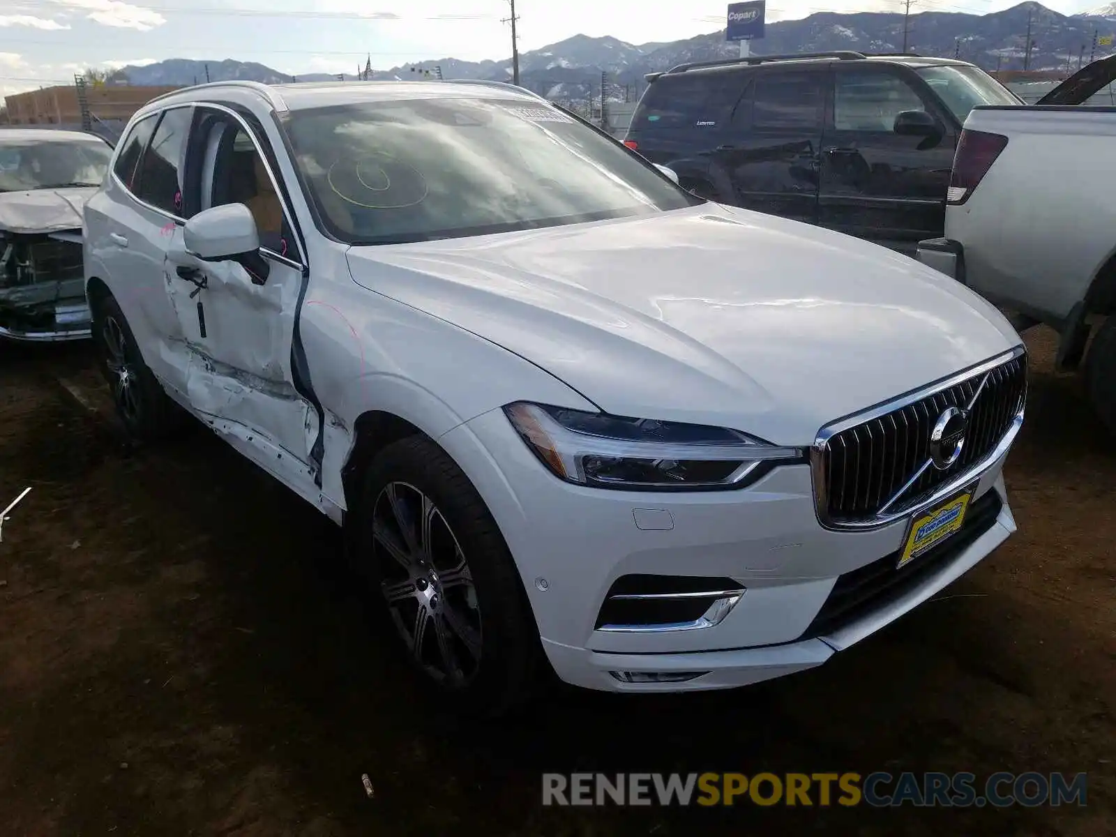 1 Photograph of a damaged car YV4102RL3L1465297 VOLVO XC60 T5 IN 2020