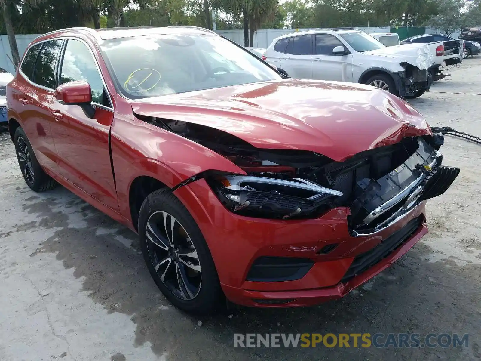 1 Photograph of a damaged car LYV102DK0KB315687 VOLVO XC60 T5 MO 2019