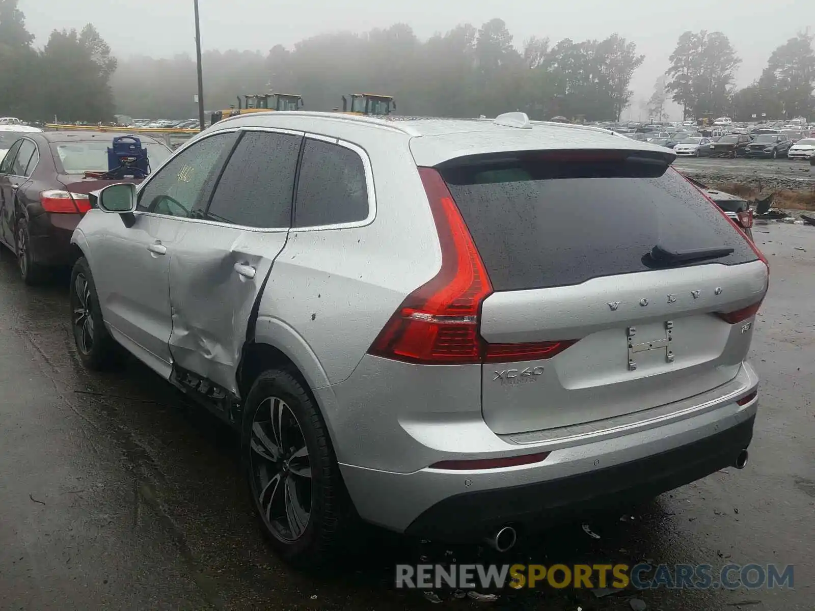 3 Photograph of a damaged car YV4102RK8L1520365 VOLVO XC60 T5 MO 2020