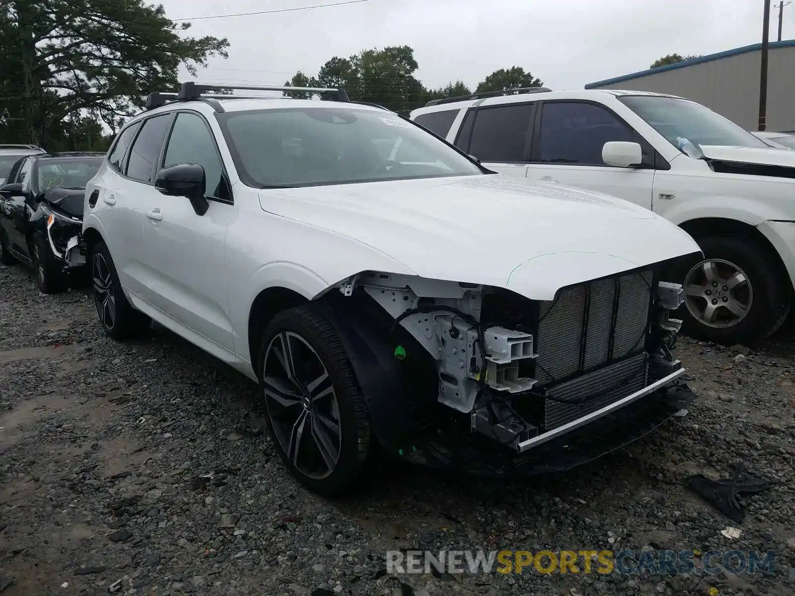 1 Photograph of a damaged car YV4102DM7L1500424 VOLVO XC60 T5 R- 2020