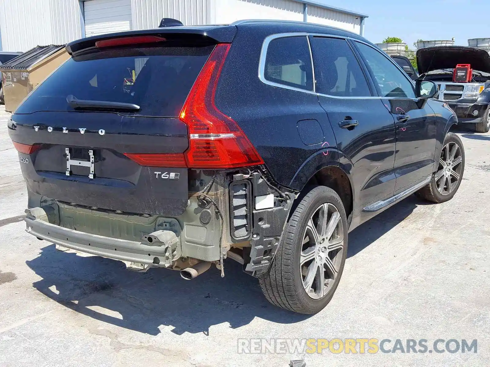 4 Photograph of a damaged car LYVA22RL8KB228891 VOLVO XC60 T6 IN 2019