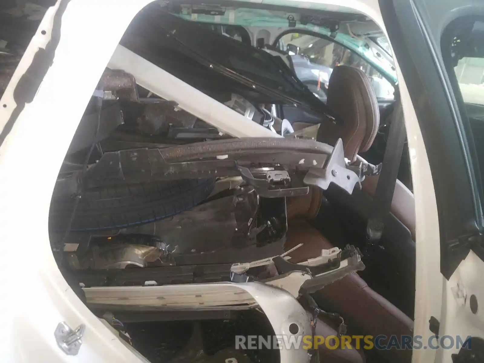 6 Фотография поврежденного автомобиля YV4A22RL7K1351943 VOLVO XC60 T6 IN 2019