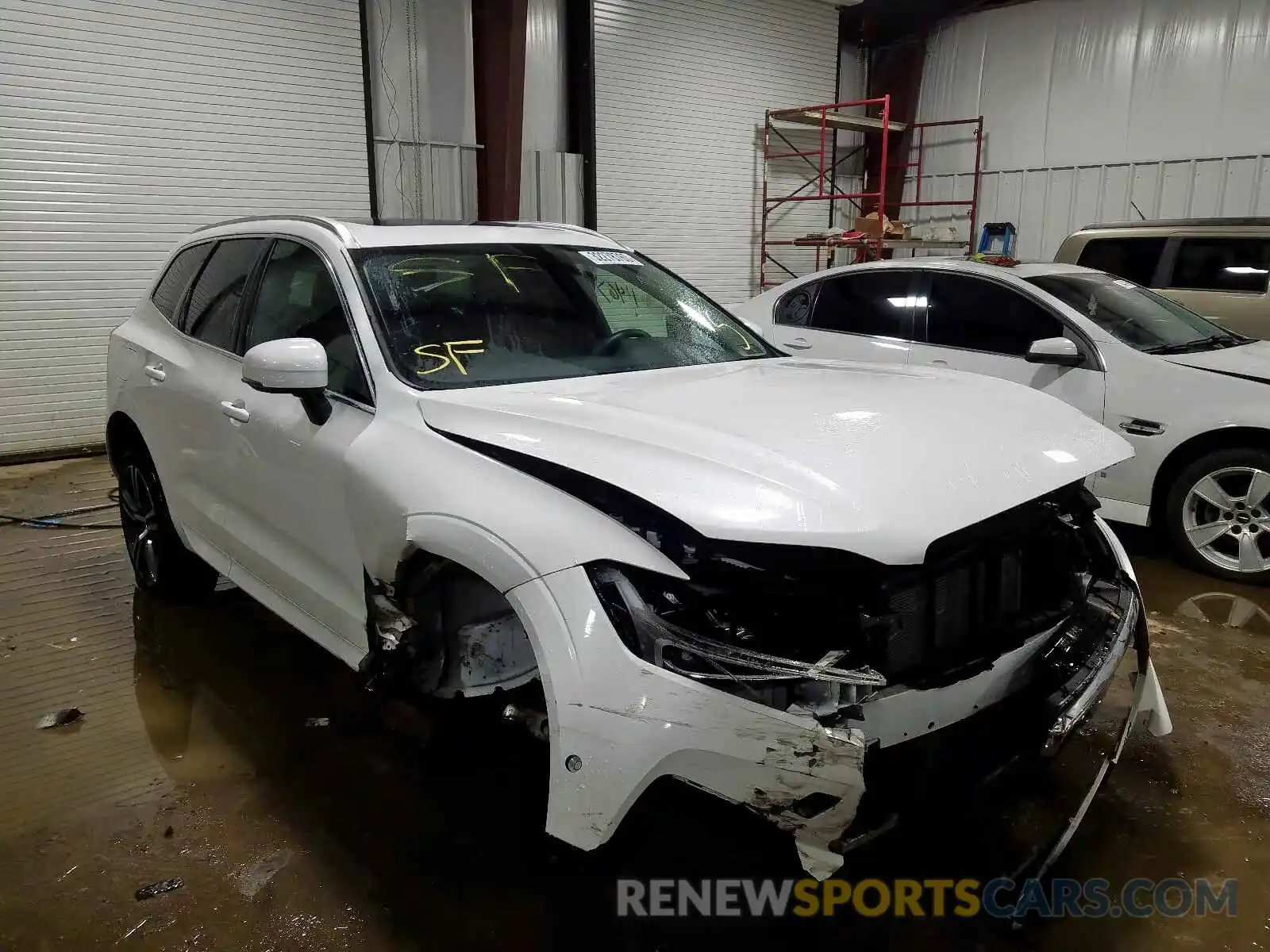 1 Photograph of a damaged car LYVA22RK3KB231236 VOLVO XC60 T6 MO 2019