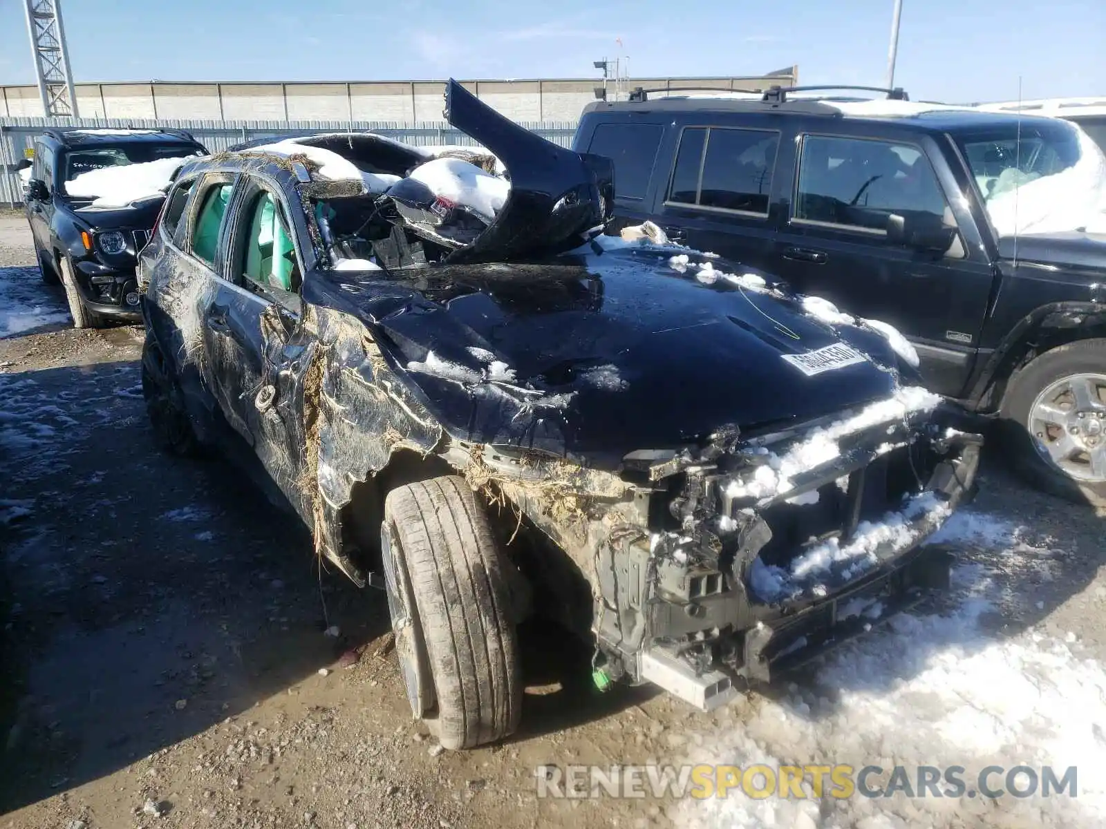 1 Photograph of a damaged car LYVA22RK7KB229764 VOLVO XC60 T6 MO 2019