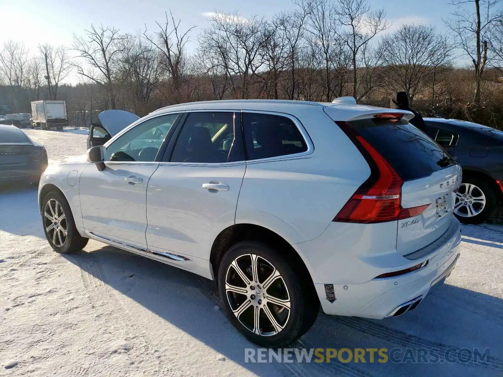 3 Фотография поврежденного автомобиля YV4BR0DL3K1378200 VOLVO XC60 T8 IN 2019