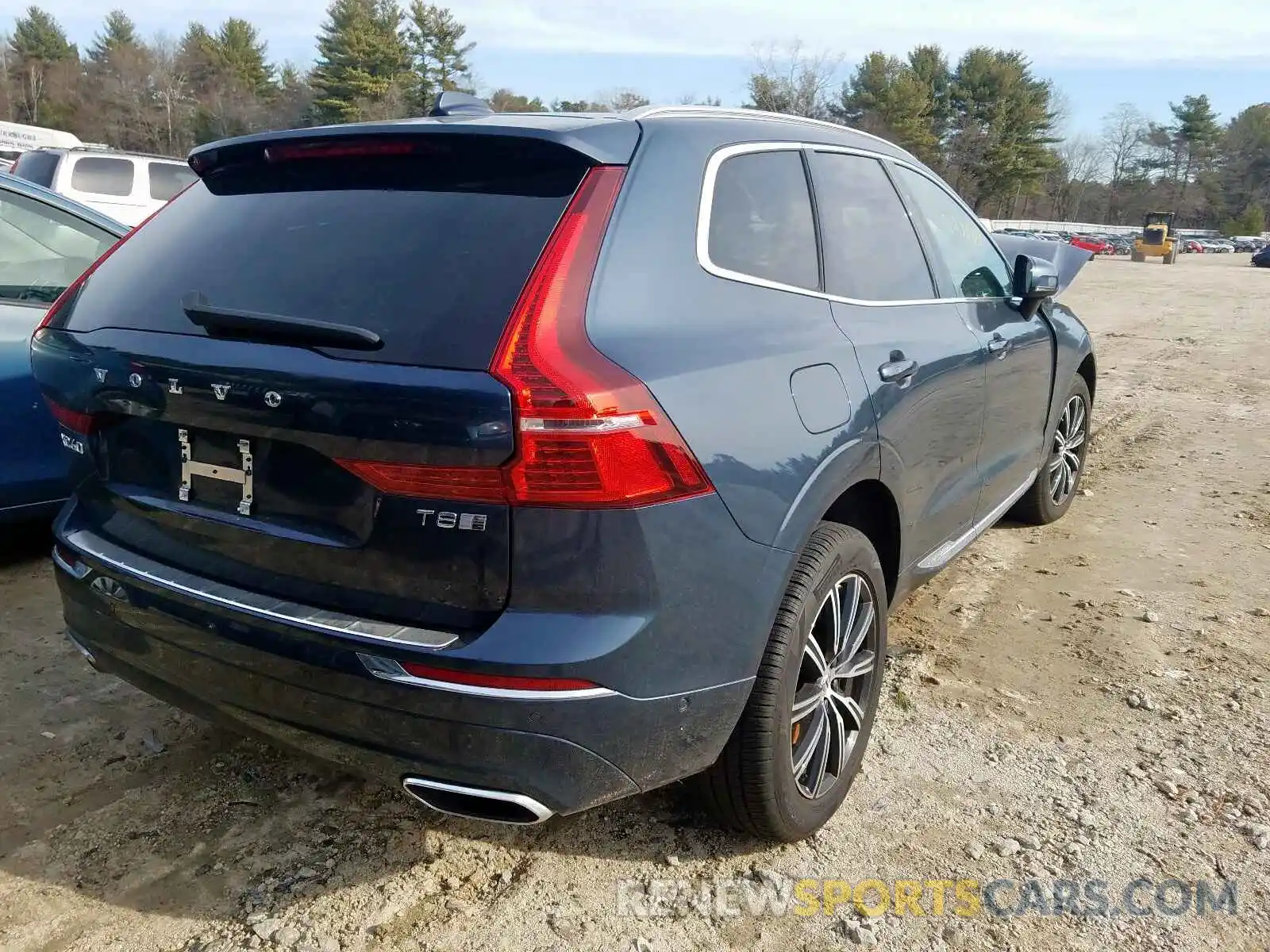 4 Photograph of a damaged car YV4BR0DL8K1355947 VOLVO XC60 T8 IN 2019