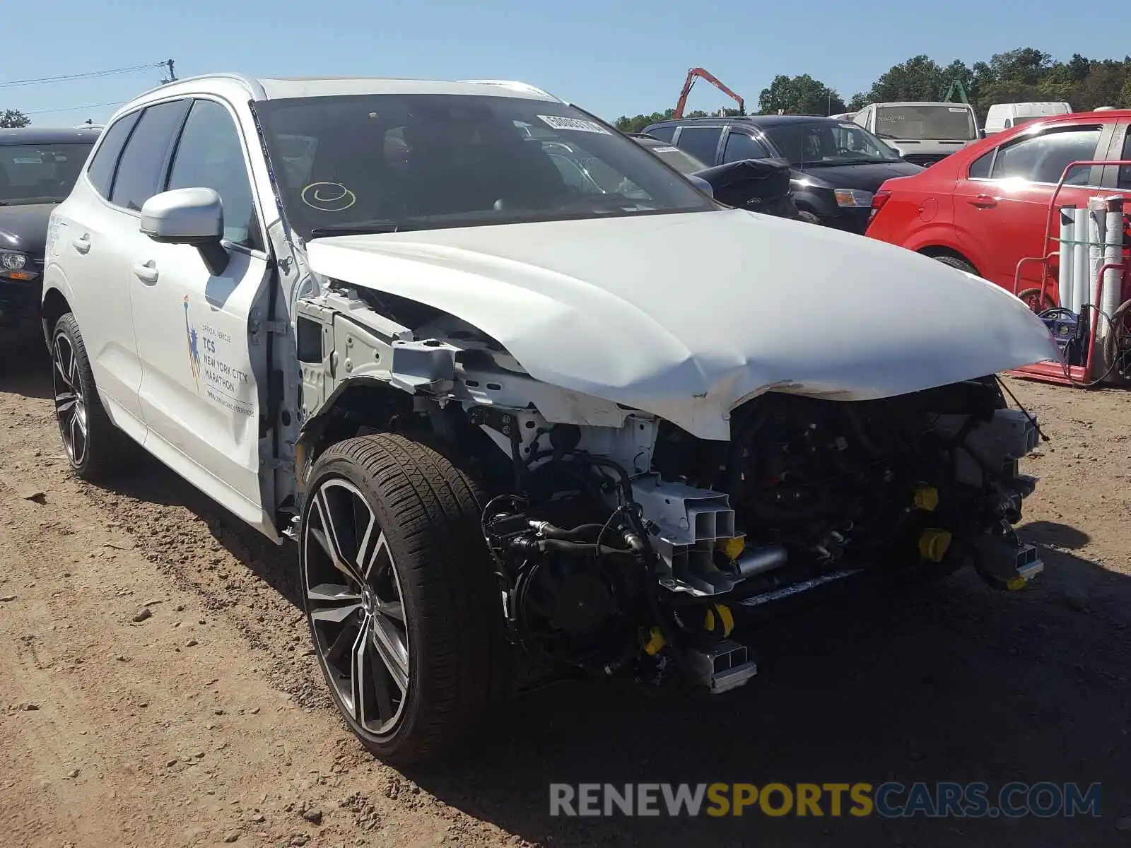 1 Photograph of a damaged car LYVBR0DM9KB285086 VOLVO XC60 T8 R- 2019