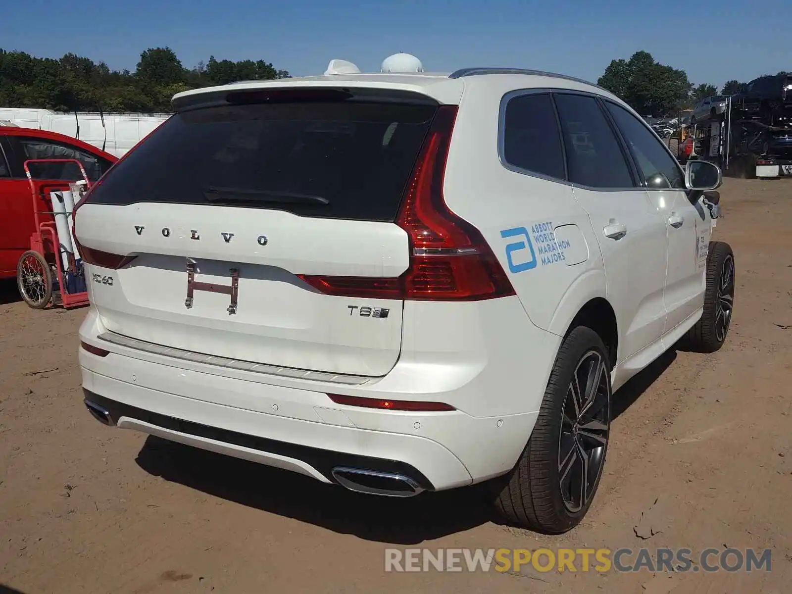 4 Фотография поврежденного автомобиля LYVBR0DM9KB285086 VOLVO XC60 T8 R- 2019