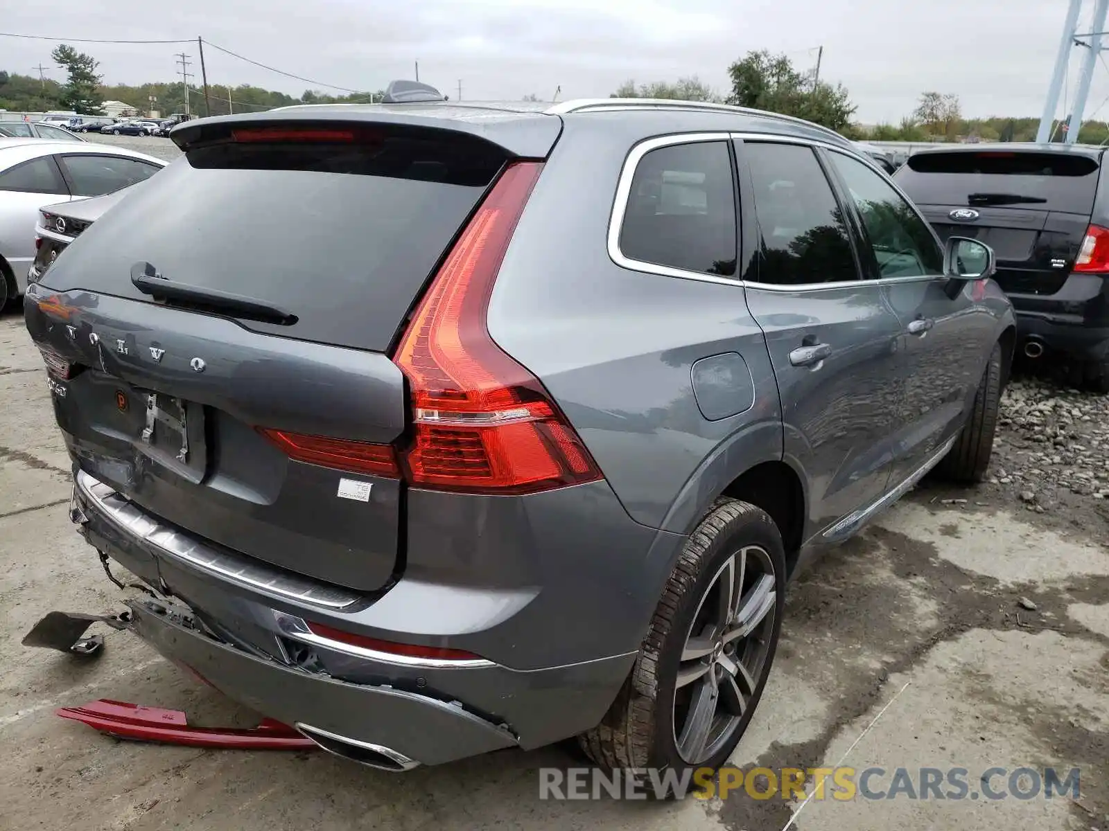 4 Photograph of a damaged car YV4BR0DK8M1765013 VOLVO XC60 T8 RE 2021