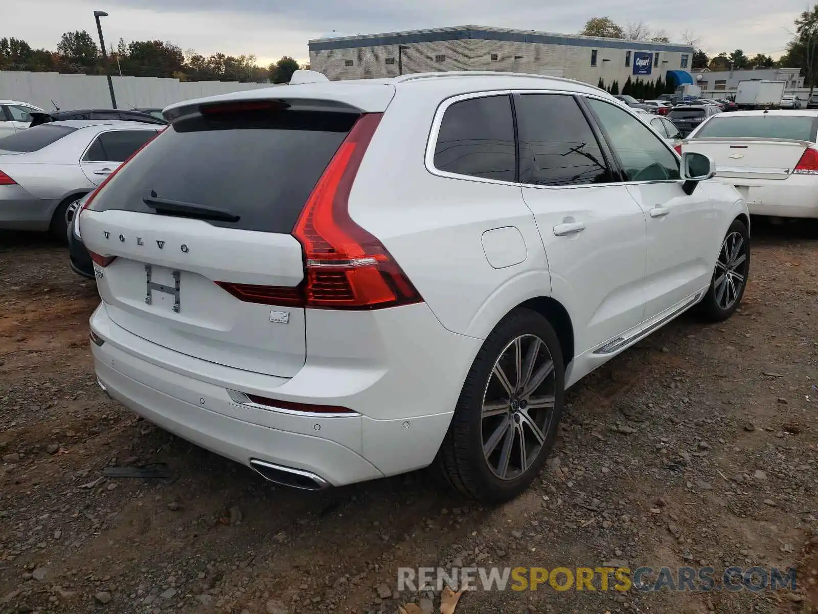 4 Photograph of a damaged car YV4BR0DL0M1728448 VOLVO XC60 T8 RE 2021