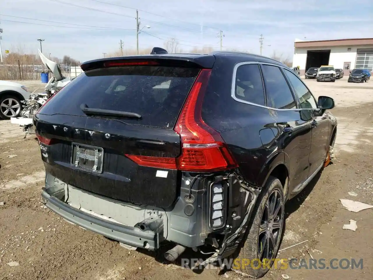 4 Photograph of a damaged car YV4BR0DL4M1830982 VOLVO XC60 T8 RE 2021