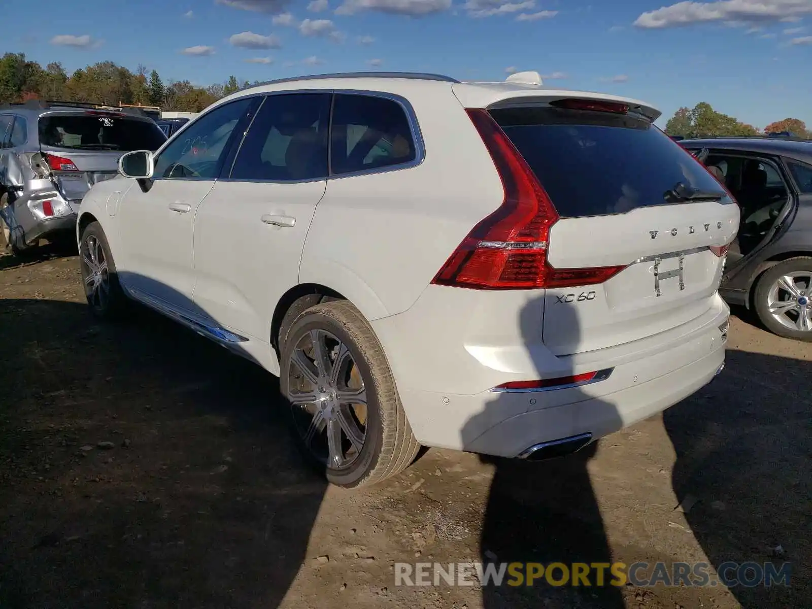 3 Photograph of a damaged car YV4BR0DL7M1728463 VOLVO XC60 T8 RE 2021