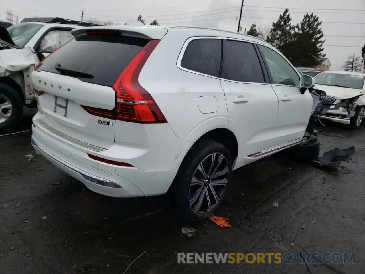 3 Photograph of a damaged car YV4L12RA7P1198921 VOLVO XC60 ULTIM 2023