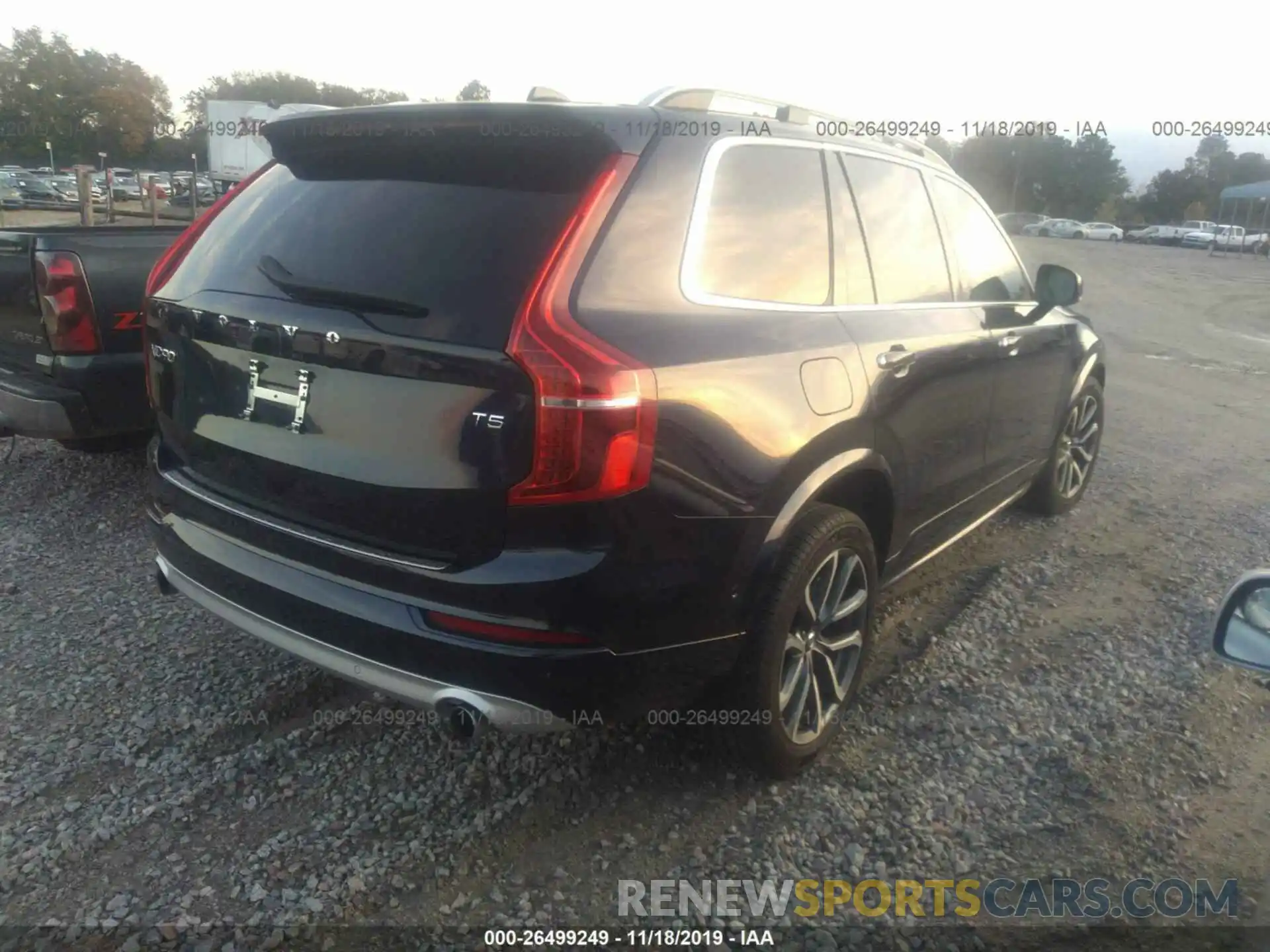 4 Фотография поврежденного автомобиля YV4102CK1K1424987 VOLVO XC90 2019