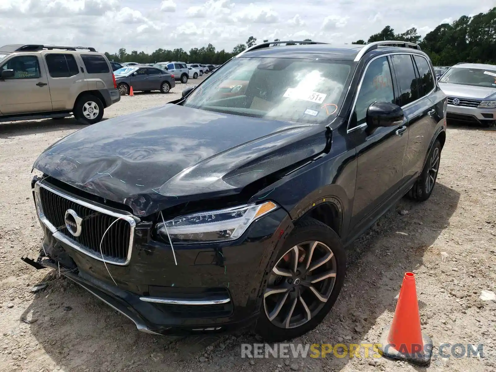 2 Photograph of a damaged car YV4102CK1K1504581 VOLVO XC90 2019