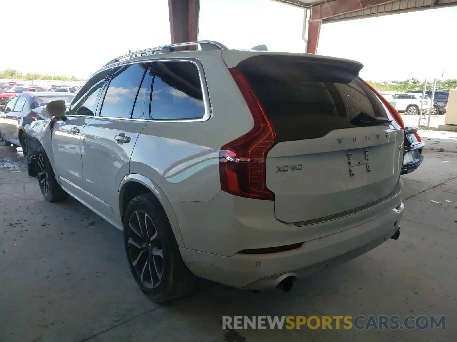 3 Photograph of a damaged car YV4102CK2K1417255 VOLVO XC90 2019