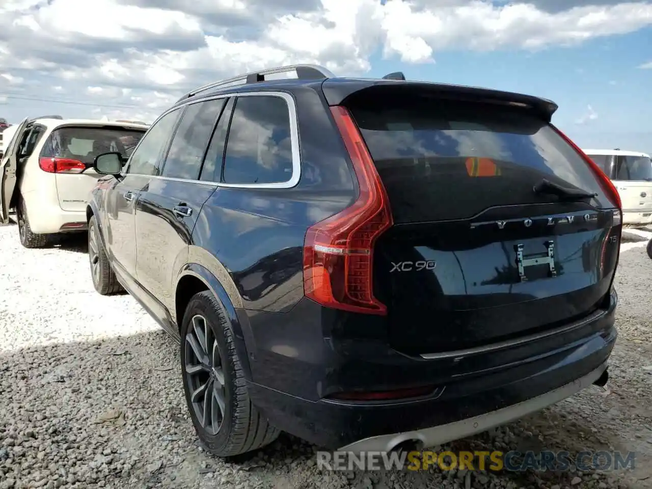 3 Photograph of a damaged car YV4102CK4K1420741 VOLVO XC90 2019