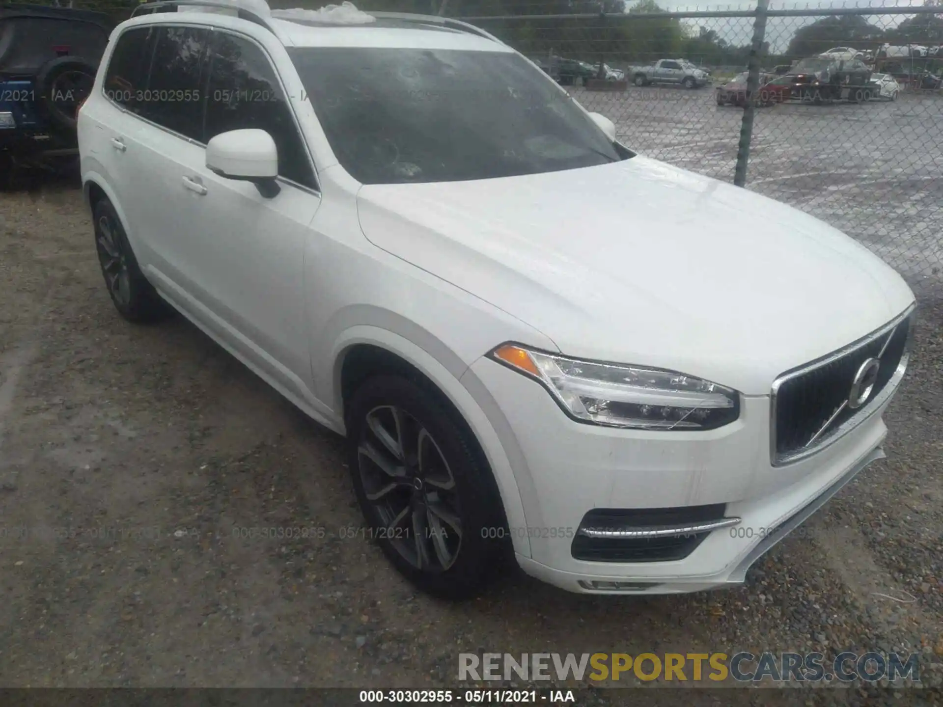 1 Photograph of a damaged car YV4102CK4K1447731 VOLVO XC90 2019