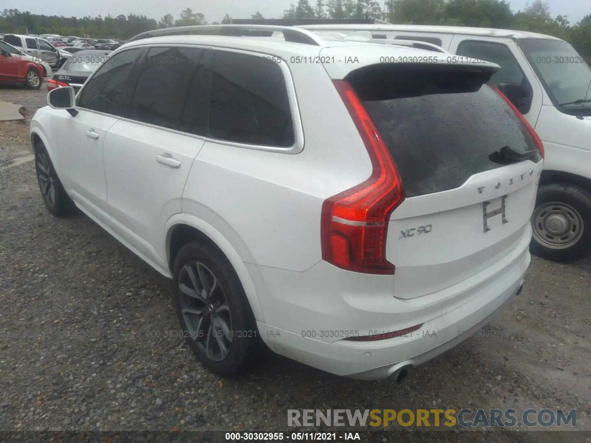 3 Photograph of a damaged car YV4102CK4K1447731 VOLVO XC90 2019