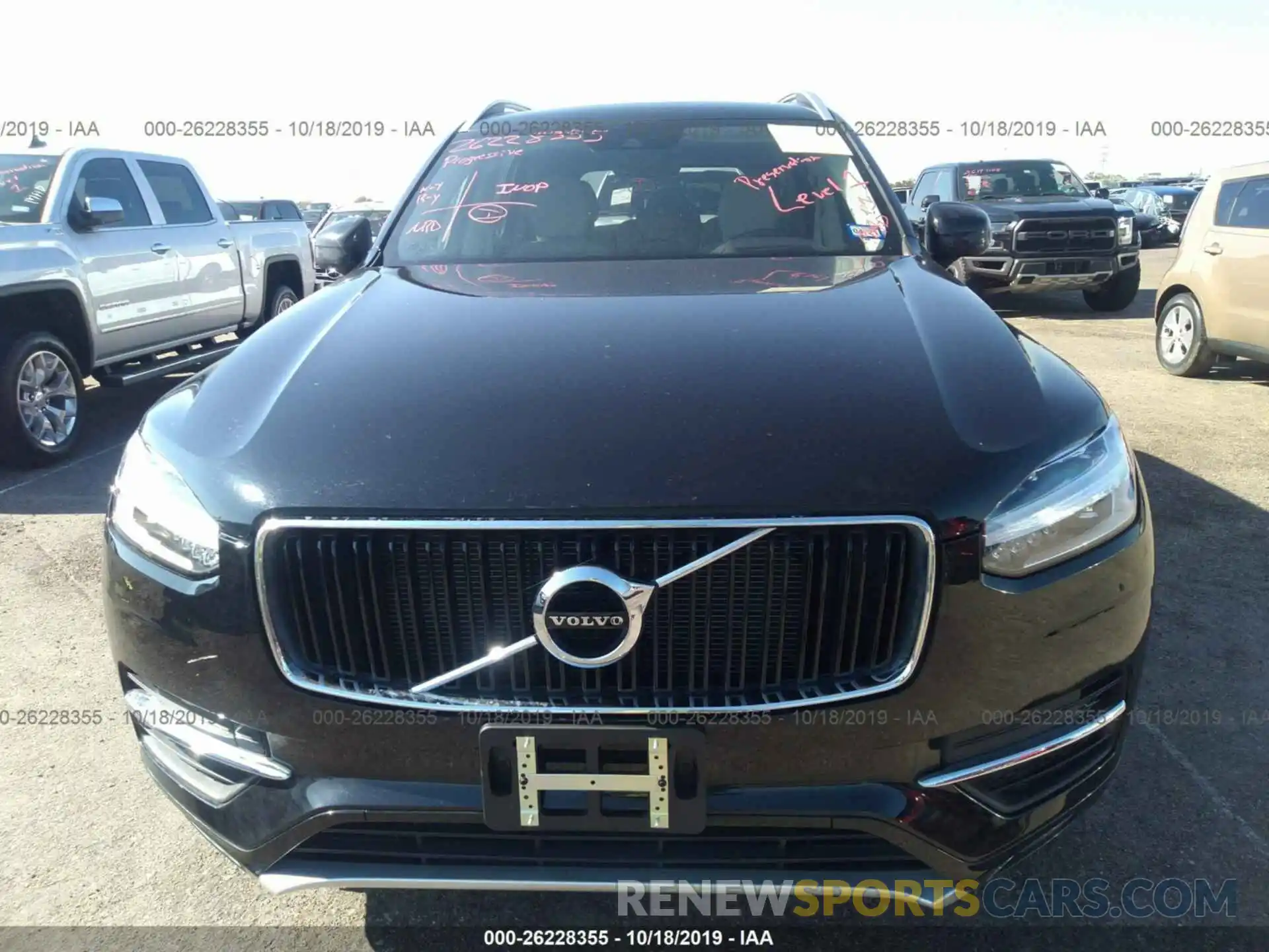 6 Photograph of a damaged car YV4102CK4K1499196 VOLVO XC90 2019