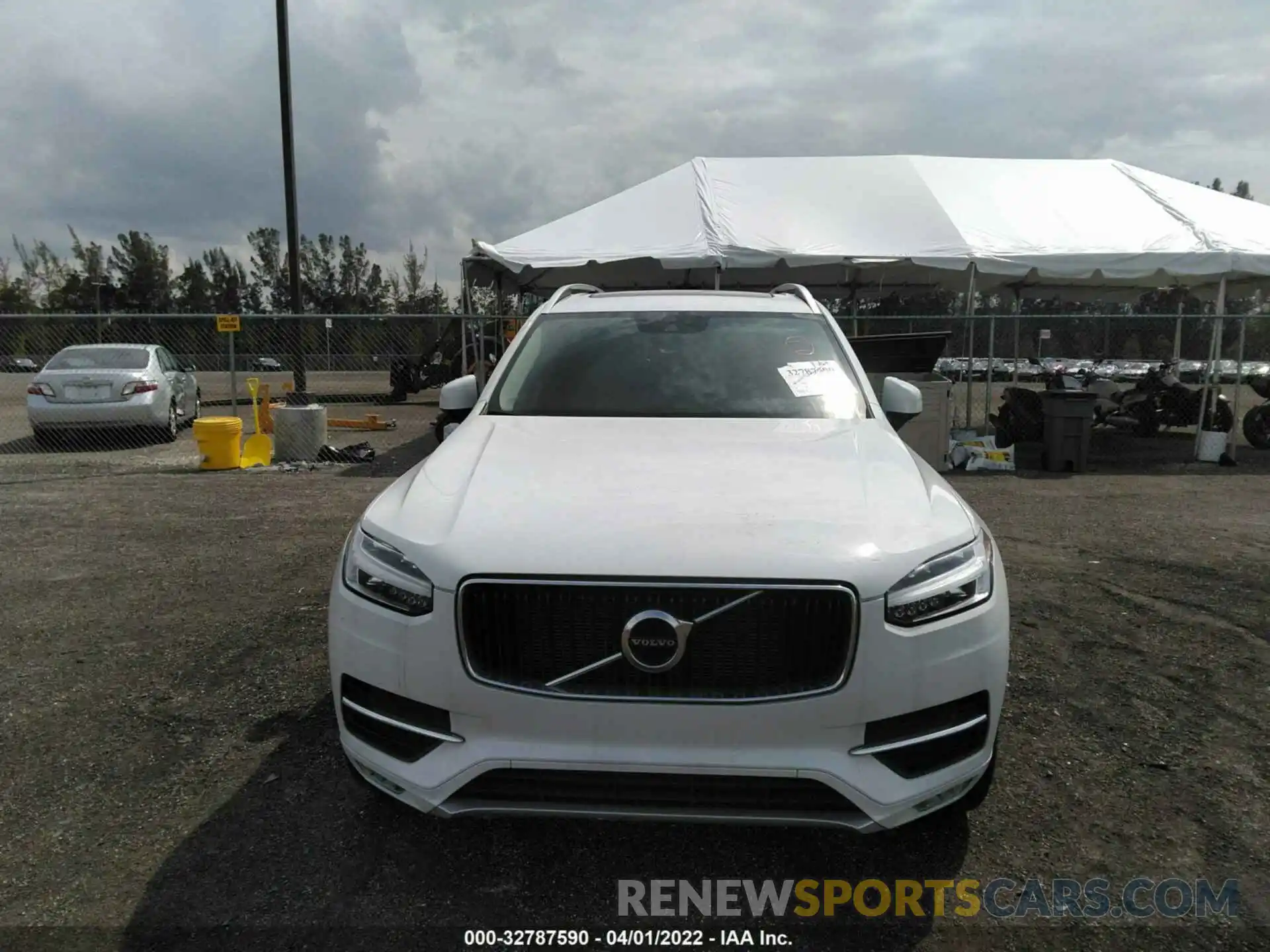 6 Photograph of a damaged car YV4102CK6K1506309 VOLVO XC90 2019