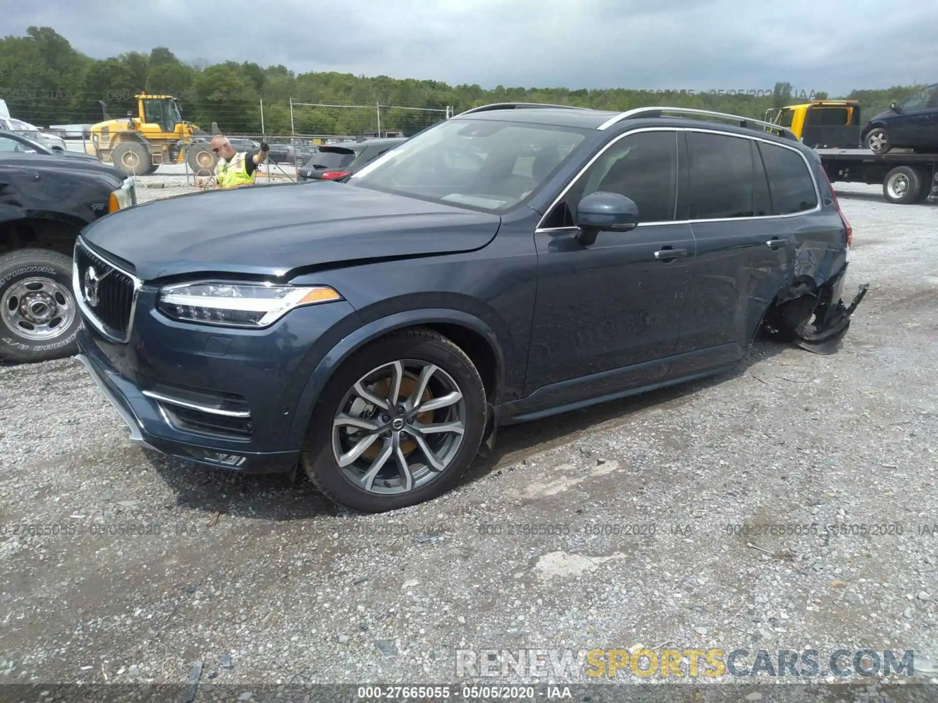 2 Photograph of a damaged car YV4102CK7K1509784 VOLVO XC90 2019