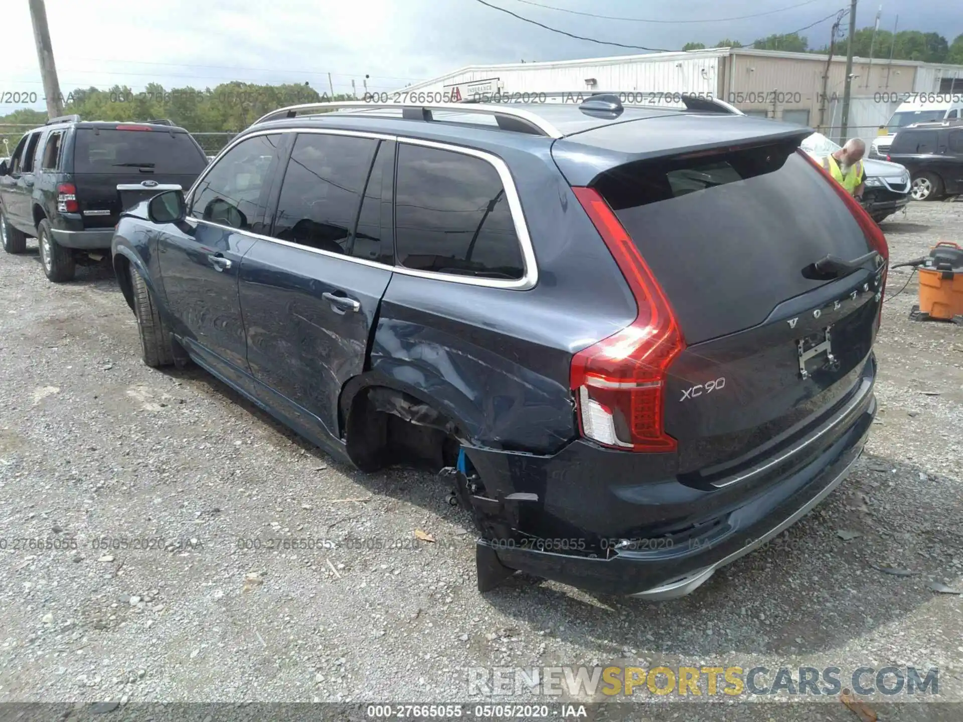 3 Photograph of a damaged car YV4102CK7K1509784 VOLVO XC90 2019