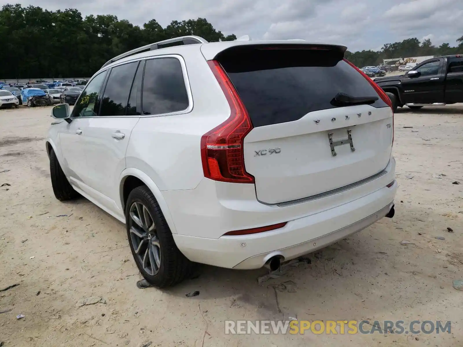 3 Photograph of a damaged car YV4102CKXK1458054 VOLVO XC90 2019