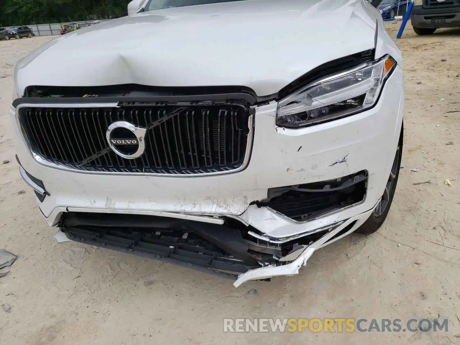 9 Photograph of a damaged car YV4102CKXK1458054 VOLVO XC90 2019