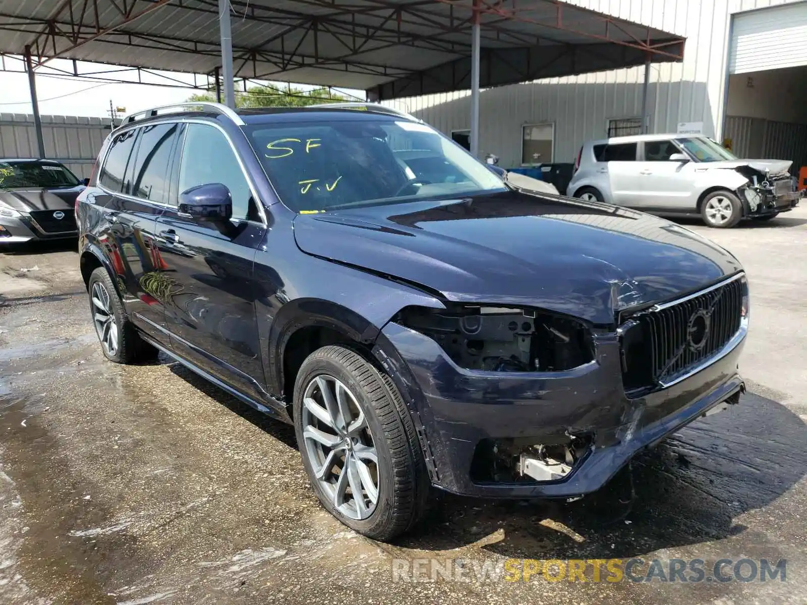 1 Photograph of a damaged car YV4102CKXK1489689 VOLVO XC90 2019