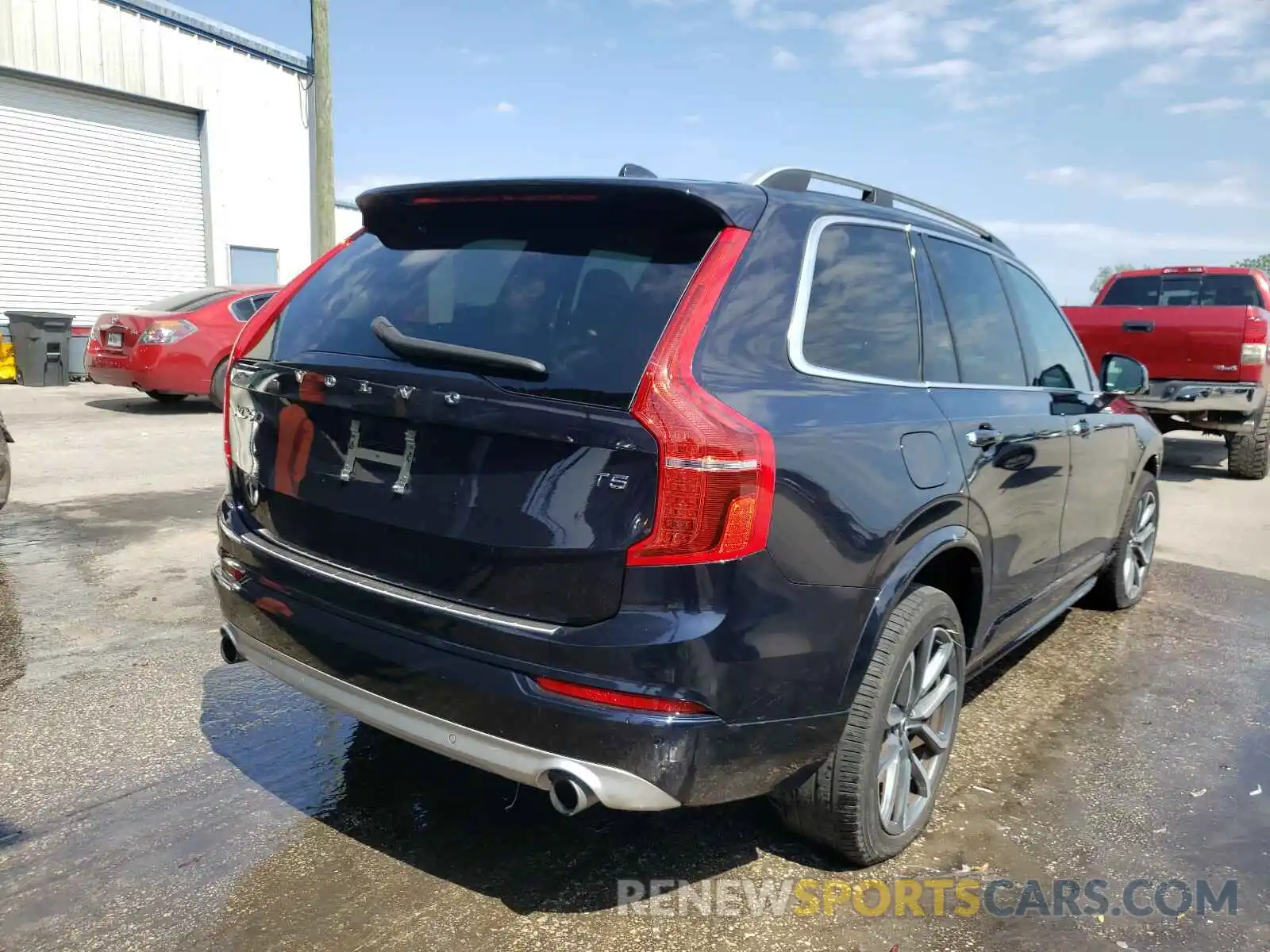 4 Photograph of a damaged car YV4102CKXK1489689 VOLVO XC90 2019