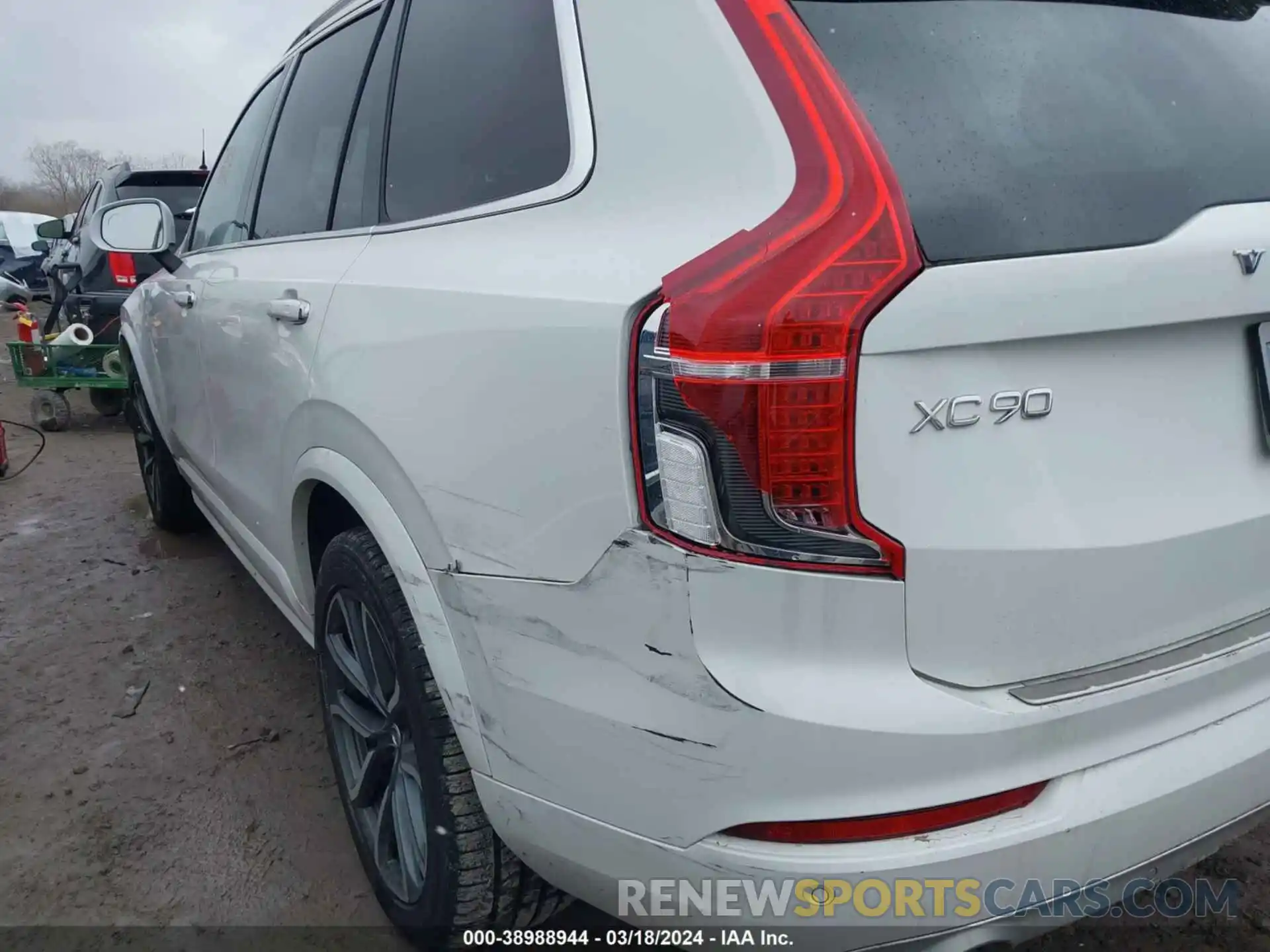 6 Photograph of a damaged car YV4102PK1K1494791 VOLVO XC90 2019