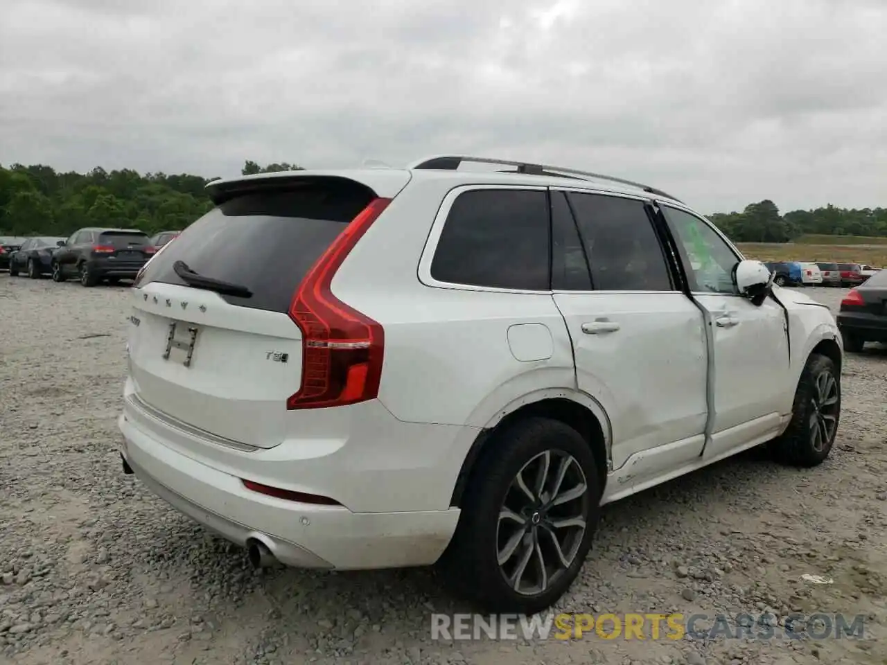 4 Photograph of a damaged car YV4102PK2K1503143 VOLVO XC90 2019